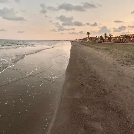 Appartamento Modern Near Mckenzie Larnaca