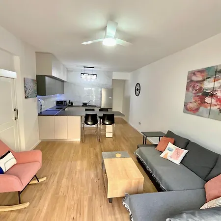 Apartment Modern Near Mckenzie Larnaka