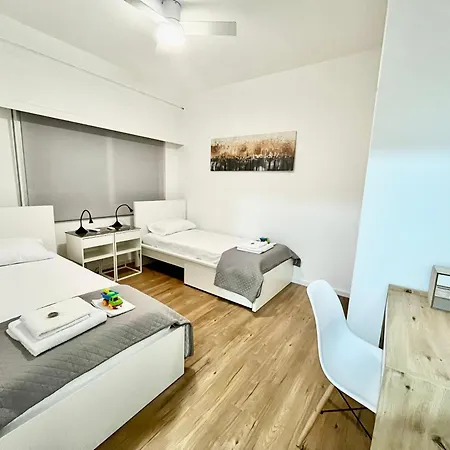 דירה Modern Near Mckenzie לרנקה