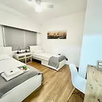 Apartamento Modern Near Mckenzie Lárnaca
