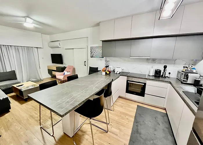 Apartament Modern Near Mckenzie *