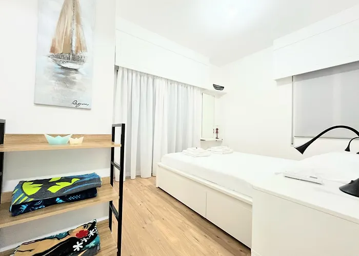 Modern Near Mckenzie * Ларнака